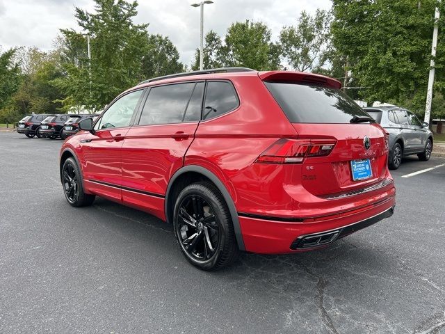 2024 Volkswagen Tiguan SE R-Line Black