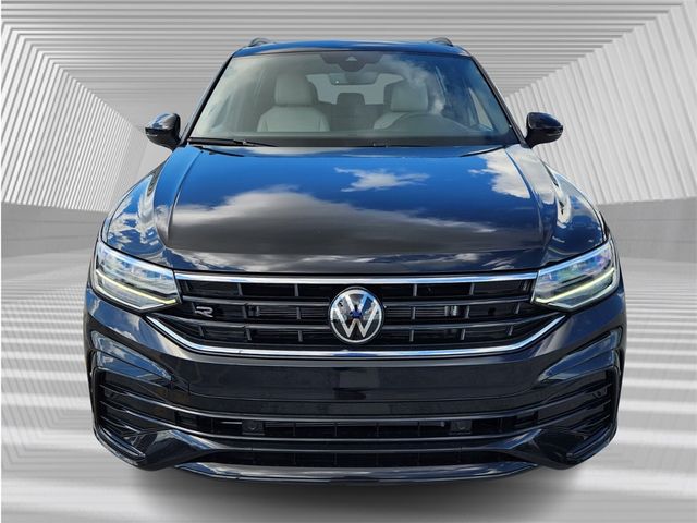 2024 Volkswagen Tiguan/Taos SE R-Line Black