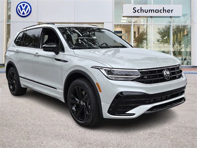 2024 Volkswagen Tiguan SE R-Line Black