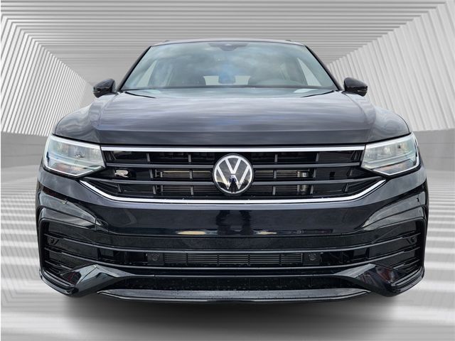 2024 Volkswagen Tiguan/Taos SE R-Line Black