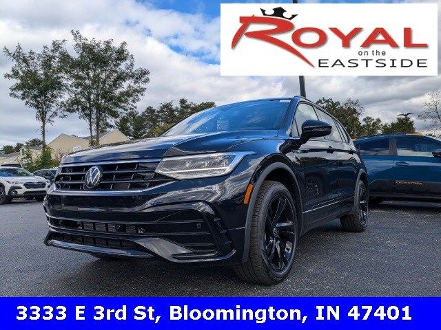 2024 Volkswagen Tiguan/Taos SE R-Line Black