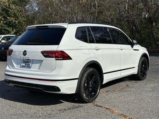 2024 Volkswagen Tiguan SE R-Line Black