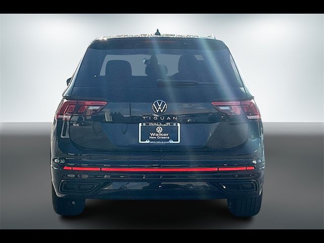 2024 Volkswagen Tiguan SE R-Line Black