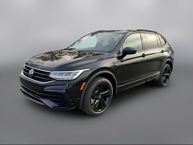 2024 Volkswagen Tiguan SE R-Line Black