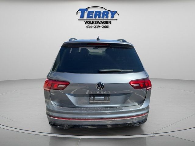 2024 Volkswagen Tiguan SE R-Line Black