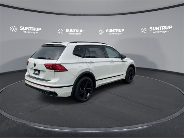 2024 Volkswagen Tiguan SE R-Line Black