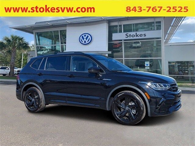 2024 Volkswagen Tiguan SE R-Line Black