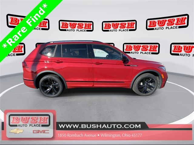 2024 Volkswagen Tiguan SE R-Line Black