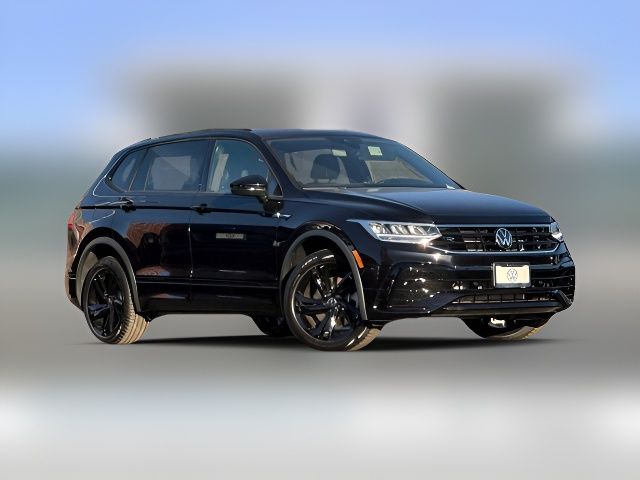 2024 Volkswagen Tiguan/Taos SE R-Line Black