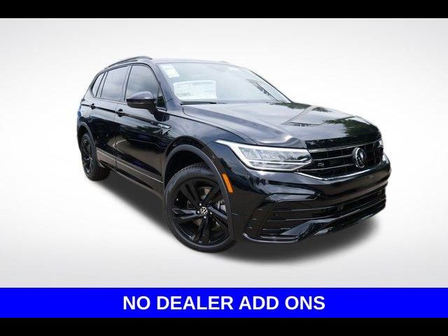 2024 Volkswagen Tiguan SE R-Line Black