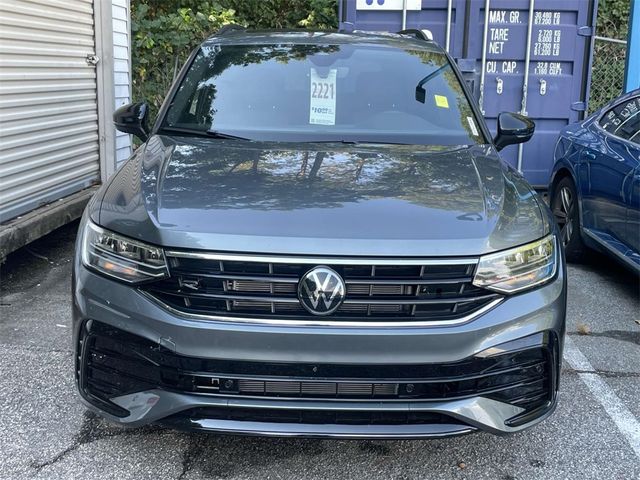 2024 Volkswagen Tiguan SE R-Line Black