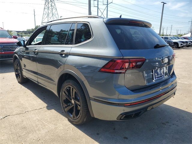 2024 Volkswagen Tiguan SE R-Line Black