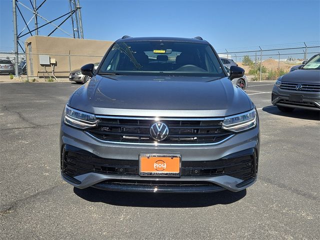 2024 Volkswagen Tiguan SE R-Line Black