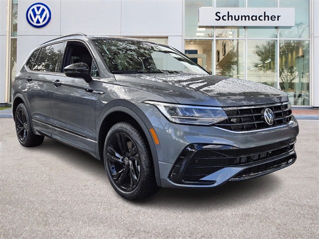 2024 Volkswagen Tiguan SE R-Line Black