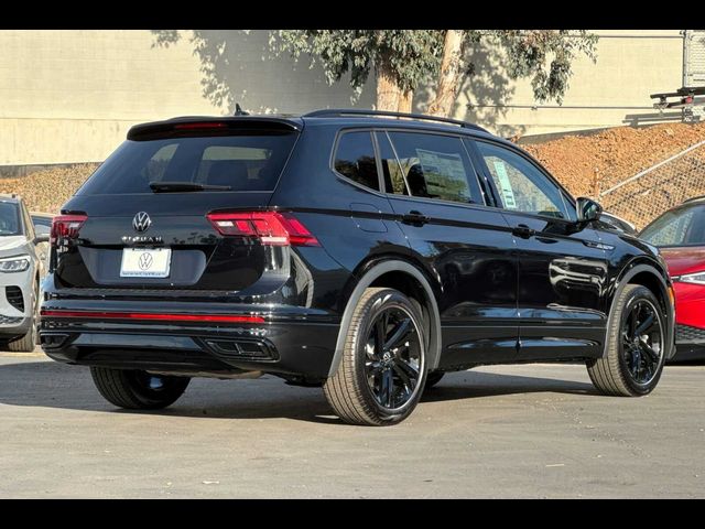 2024 Volkswagen Tiguan/Taos SE R-Line Black