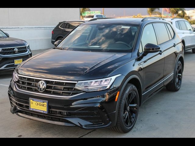 2024 Volkswagen Tiguan/Taos SE R-Line Black