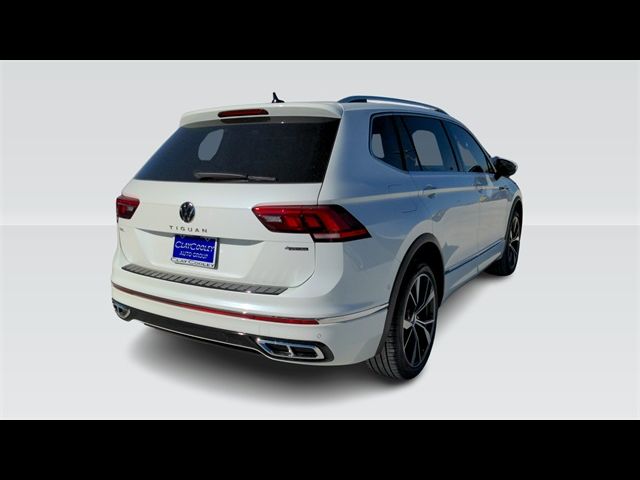 2024 Volkswagen Tiguan SE R-Line Black