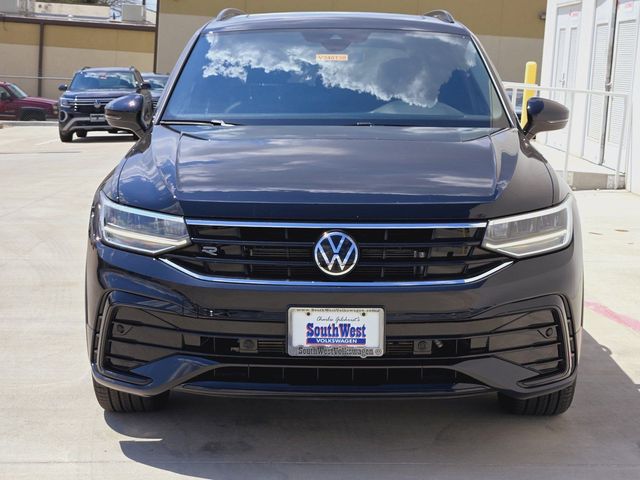 2024 Volkswagen Tiguan SE R-Line Black