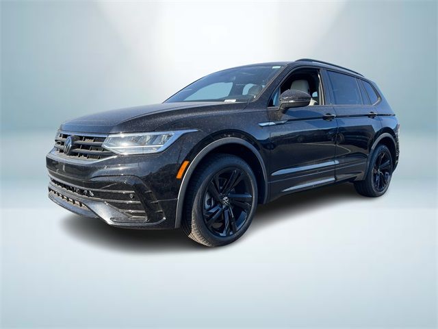 2024 Volkswagen Tiguan SE R-Line Black