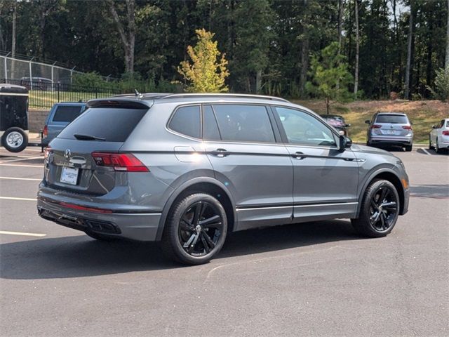 2024 Volkswagen Tiguan SE R-Line Black