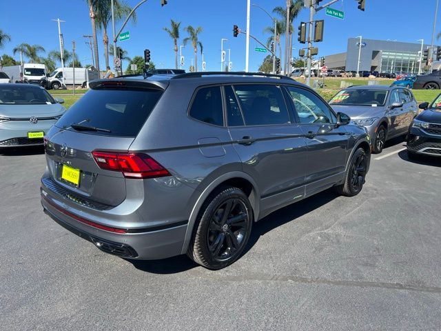 2024 Volkswagen Tiguan SE R-Line Black