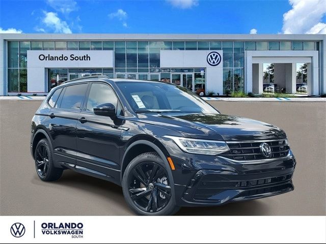 2024 Volkswagen Tiguan SE R-Line Black