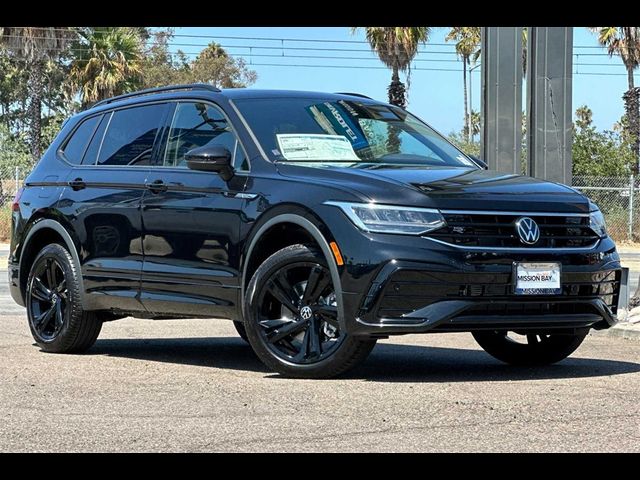 2024 Volkswagen Tiguan SE R-Line Black