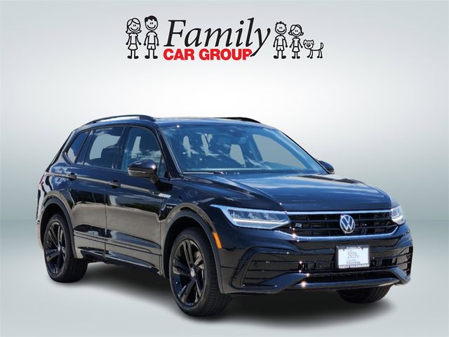 2024 Volkswagen Tiguan SE R-Line Black