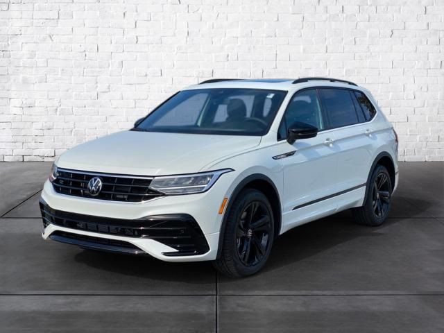 2024 Volkswagen Tiguan SE R-Line Black