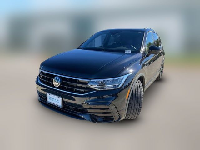 2024 Volkswagen Tiguan SE R-Line Black