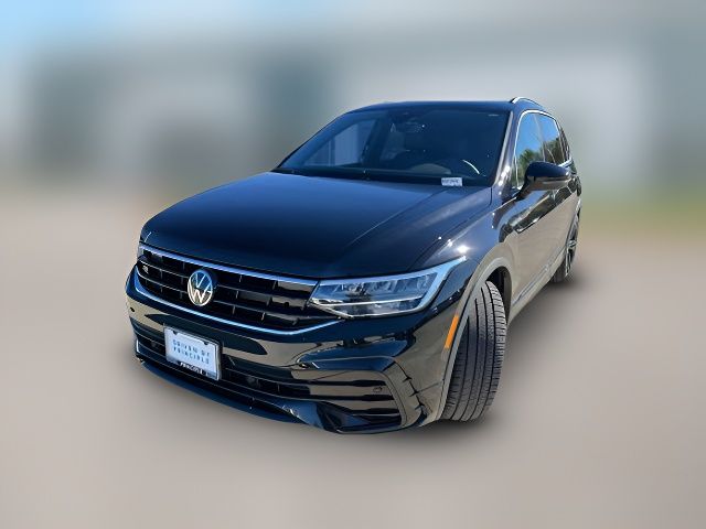 2024 Volkswagen Tiguan SE R-Line Black