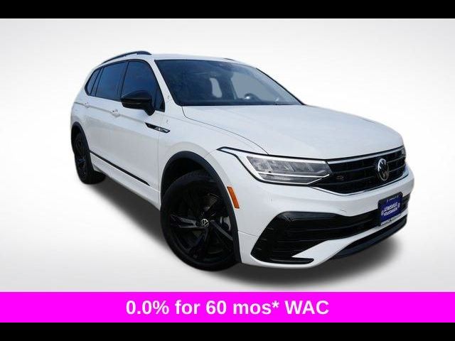 2024 Volkswagen Tiguan SE R-Line Black