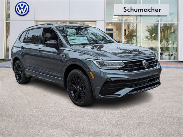 2024 Volkswagen Tiguan SE R-Line Black