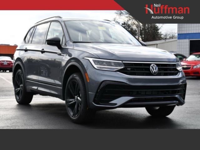 2024 Volkswagen Tiguan SE R-Line Black