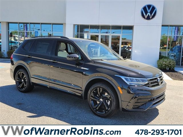 2024 Volkswagen Tiguan SE R-Line Black