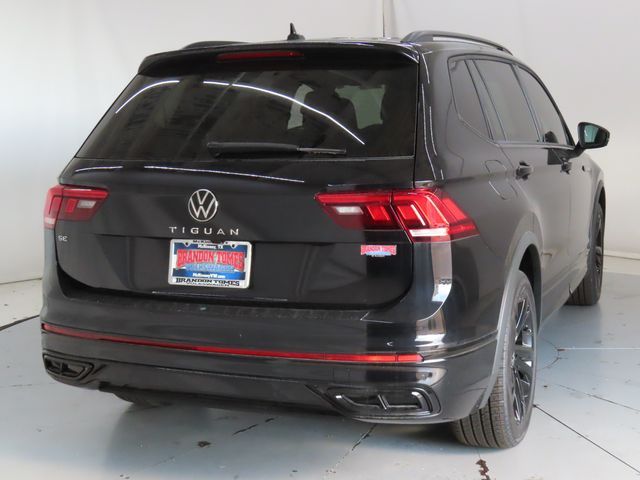 2024 Volkswagen Tiguan SE R-Line Black