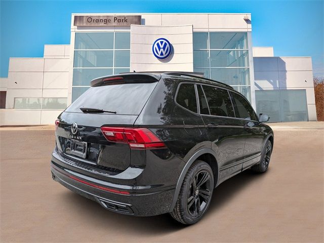 2024 Volkswagen Tiguan SE R-Line Black