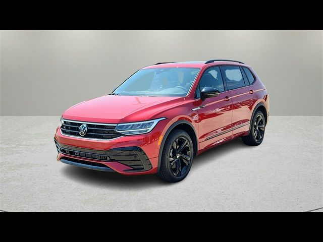 2024 Volkswagen Tiguan SE R-Line Black