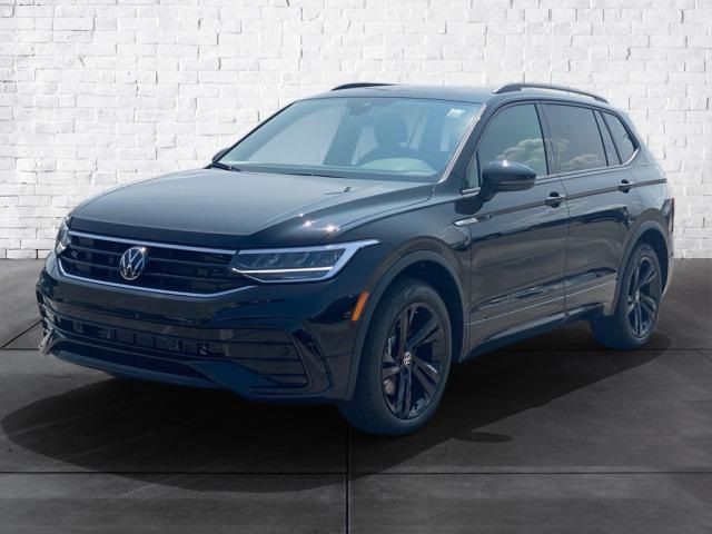 2024 Volkswagen Tiguan SE R-Line Black