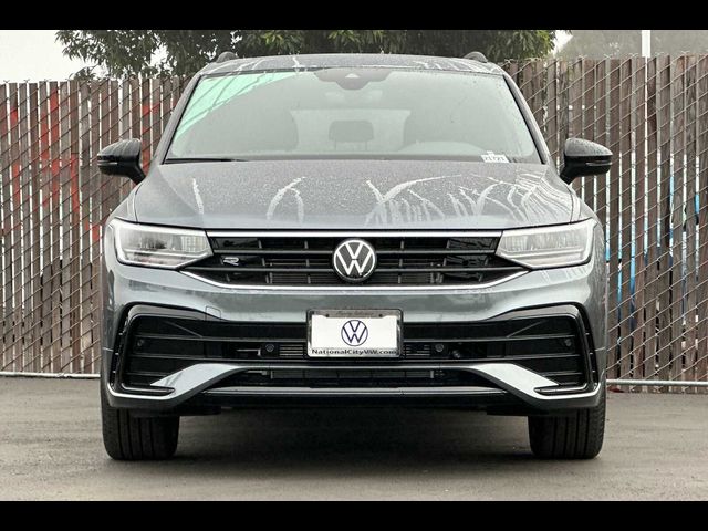 2024 Volkswagen Tiguan/Taos SE R-Line Black