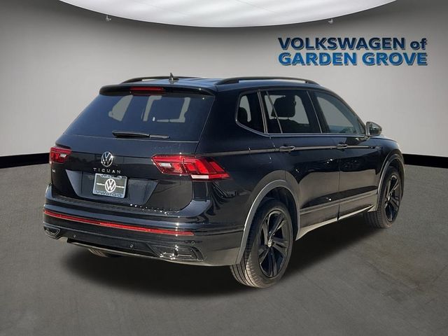 2024 Volkswagen Tiguan SE R-Line Black