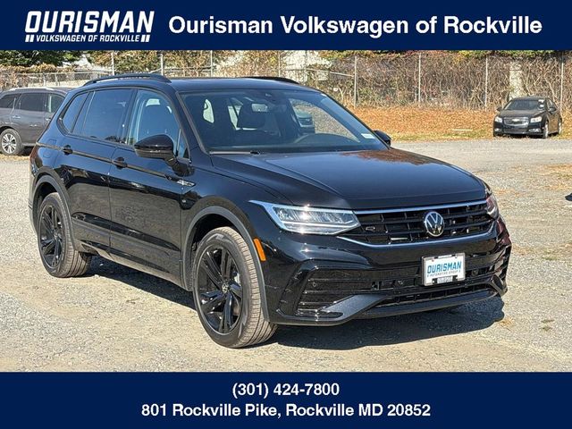 2024 Volkswagen Tiguan SE R-Line Black