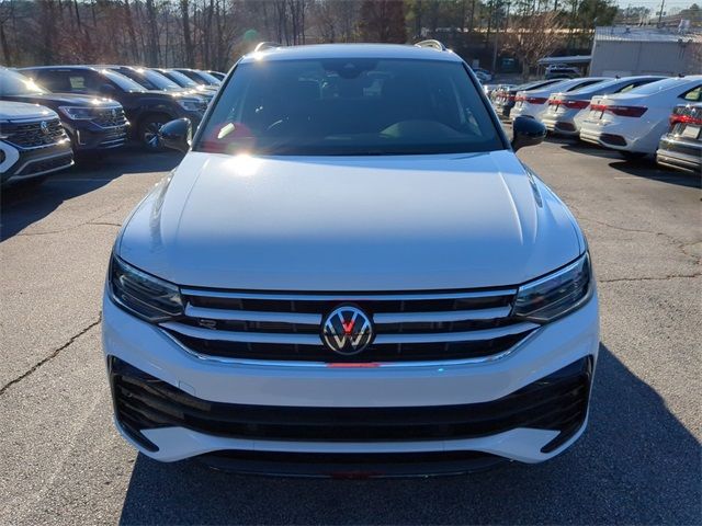 2024 Volkswagen Tiguan SE R-Line Black