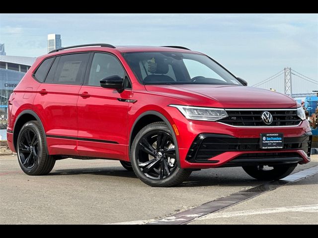 2024 Volkswagen Tiguan SE R-Line Black