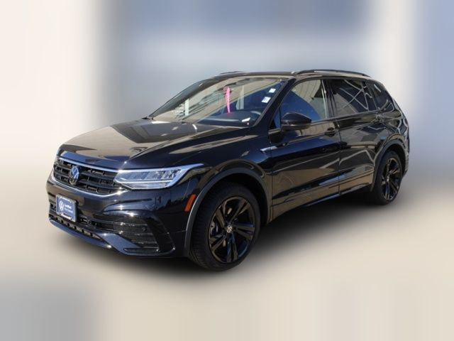 2024 Volkswagen Tiguan SE R-Line Black