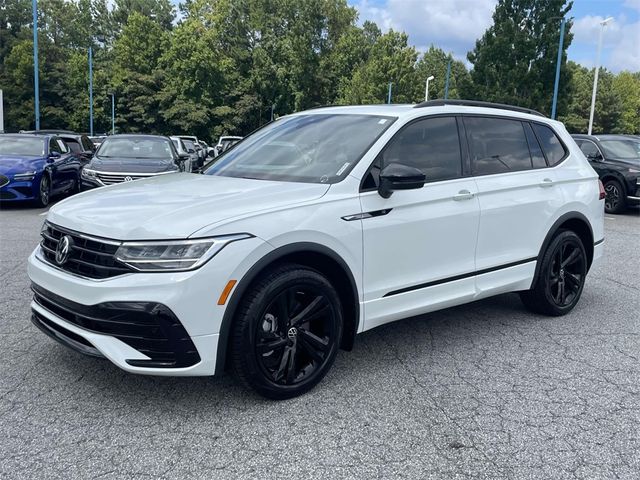 2024 Volkswagen Tiguan SE R-Line Black