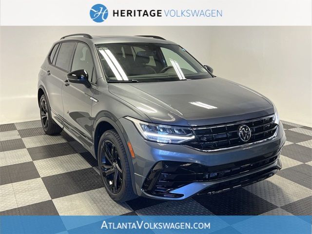 2024 Volkswagen Tiguan SE R-Line Black