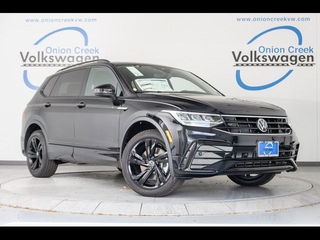 2024 Volkswagen Tiguan SE R-Line Black