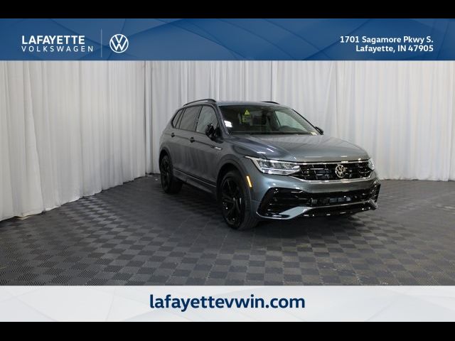 2024 Volkswagen Tiguan SE R-Line Black