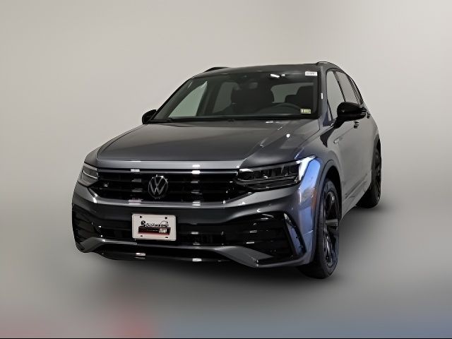 2024 Volkswagen Tiguan SE R-Line Black